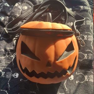 ❌SOLD❌ Pumpkin Bag La Femme Noir Sleepy Hallow